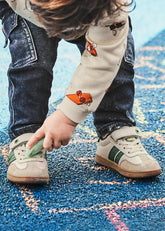 Tenis Velcro Lineas Verde Mayoral modelo